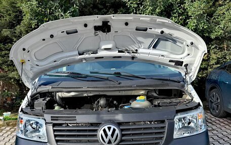 Volkswagen Transporter T5 рестайлинг, 2008 год, 890 000 рублей, 3 фотография