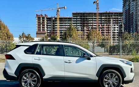 Toyota RAV4, 2025 год, 4 250 000 рублей, 2 фотография