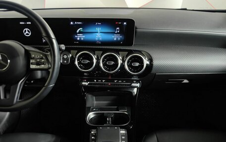 Mercedes-Benz CLA, 2020 год, 2 889 000 рублей, 11 фотография