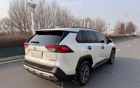 Toyota RAV4, 2025 год, 3 500 077 рублей, 7 фотография