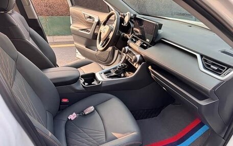 Toyota RAV4, 2025 год, 3 500 077 рублей, 13 фотография