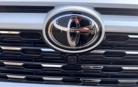 Toyota RAV4, 2025 год, 3 500 077 рублей, 8 фотография