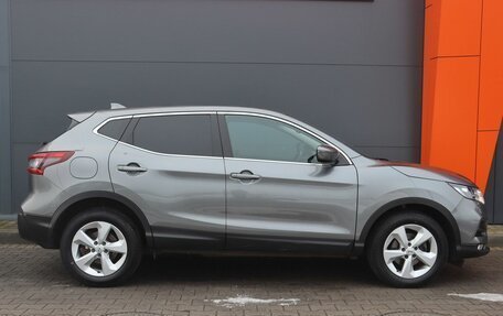 Nissan Qashqai, 2018 год, 1 899 000 рублей, 3 фотография