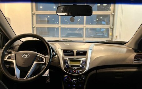 Hyundai Solaris II рестайлинг, 2012 год, 693 000 рублей, 9 фотография
