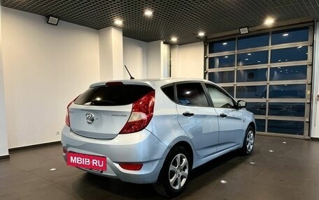 Hyundai Solaris II рестайлинг, 2012 год, 693 000 рублей, 3 фотография