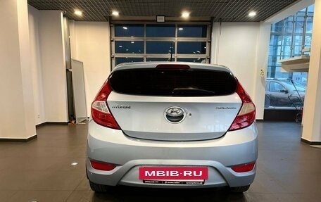 Hyundai Solaris II рестайлинг, 2012 год, 693 000 рублей, 4 фотография