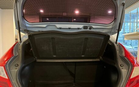 Hyundai Solaris II рестайлинг, 2012 год, 693 000 рублей, 18 фотография