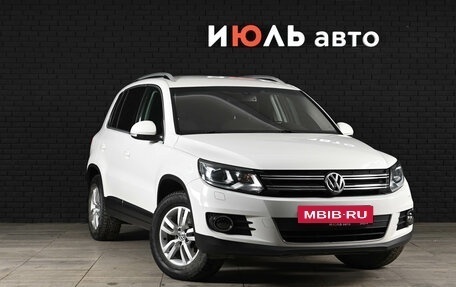 Volkswagen Tiguan I, 2011 год, 1 200 000 рублей, 4 фотография