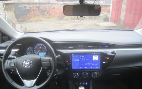 Toyota Corolla, 2014 год, 1 580 000 рублей, 28 фотография