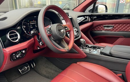 Bentley Bentayga I, 2023 год, 29 000 000 рублей, 17 фотография