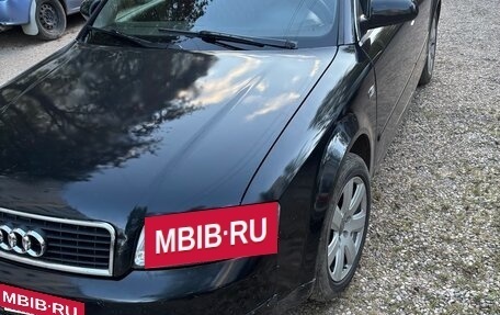 Audi A4, 2004 год, 300 000 рублей, 3 фотография