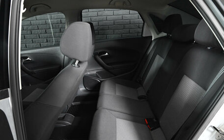 Volkswagen Polo VI (EU Market), 2012 год, 800 000 рублей, 11 фотография