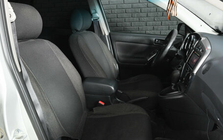 Pontiac Vibe II, 2003 год, 400 000 рублей, 13 фотография