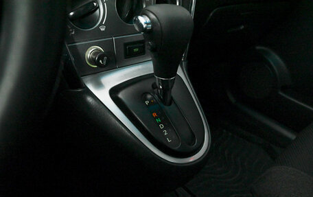 Pontiac Vibe II, 2003 год, 400 000 рублей, 16 фотография