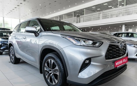 Toyota Highlander, 2025 год, 6 790 000 рублей, 3 фотография