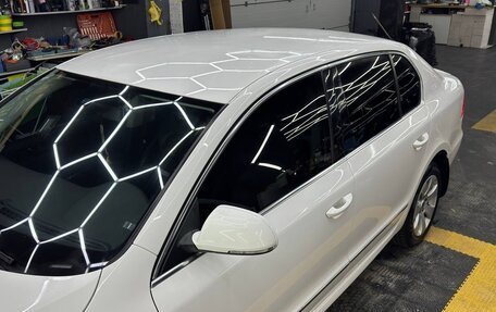 Skoda Superb III рестайлинг, 2012 год, 1 420 000 рублей, 5 фотография