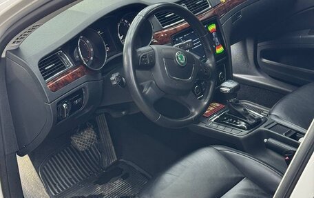 Skoda Superb III рестайлинг, 2012 год, 1 420 000 рублей, 13 фотография