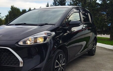 Toyota Sienta II, 2020 год, 1 500 000 рублей, 5 фотография