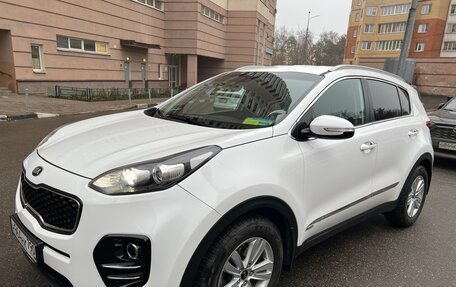 KIA Sportage IV рестайлинг, 2017 год, 2 000 000 рублей, 3 фотография