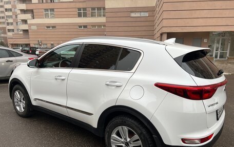 KIA Sportage IV рестайлинг, 2017 год, 2 000 000 рублей, 7 фотография