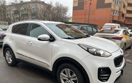 KIA Sportage IV рестайлинг, 2017 год, 2 000 000 рублей, 4 фотография