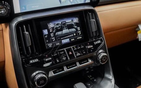 Lexus LX, 2025 год, 18 600 066 рублей, 28 фотография