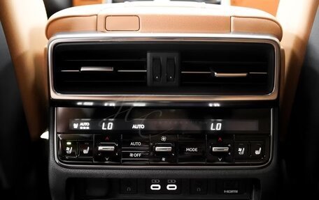 Lexus LX, 2025 год, 18 600 066 рублей, 30 фотография