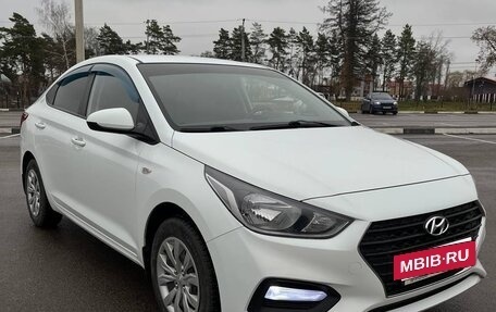Hyundai Solaris II рестайлинг, 2017 год, 1 170 000 рублей, 3 фотография