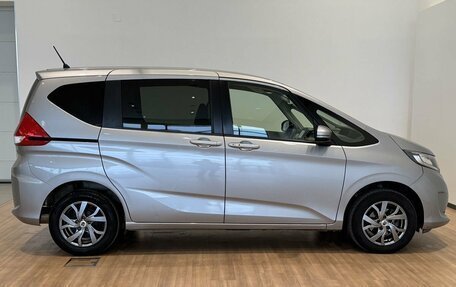 Honda Freed II, 2019 год, 1 500 000 рублей, 5 фотография