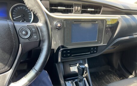 Toyota Corolla, 2018 год, 2 100 000 рублей, 7 фотография