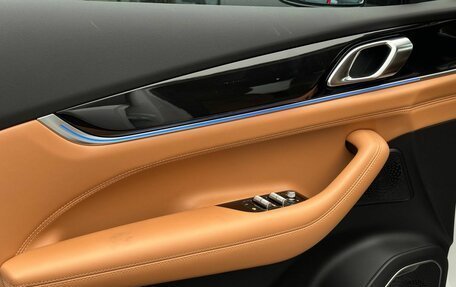 Geely Atlas, 2025 год, 2 960 000 рублей, 32 фотография