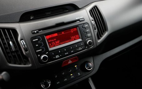 KIA Sportage III, 2011 год, 1 350 000 рублей, 10 фотография