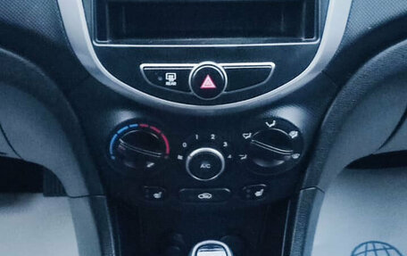 Hyundai Solaris II рестайлинг, 2016 год, 895 000 рублей, 14 фотография