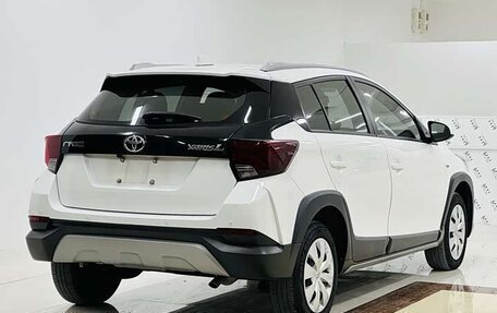 Toyota Yaris XP150 рестайлинг, 2022 год, 1 650 000 рублей, 7 фотография