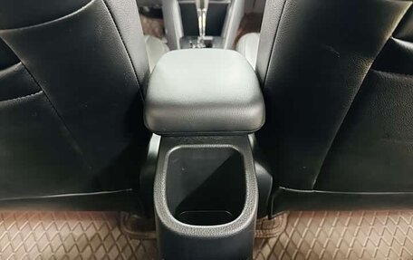 Toyota Yaris XP150 рестайлинг, 2022 год, 1 650 000 рублей, 15 фотография