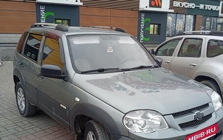 Chevrolet Niva I рестайлинг, 2013 год, 570 000 рублей, 2 фотография