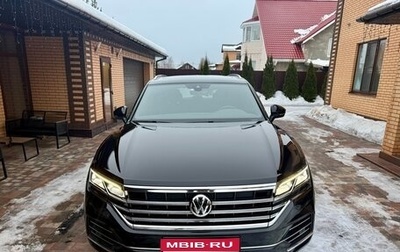 Volkswagen Touareg III, 2019 год, 6 200 000 рублей, 1 фотография