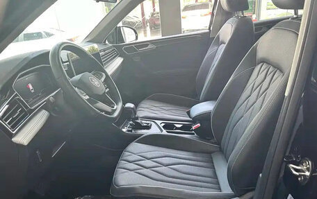 Volkswagen Tiguan II, 2022 год, 1 900 855 рублей, 8 фотография