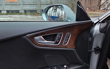 Audi A7, 2010 год, 1 990 000 рублей, 28 фотография