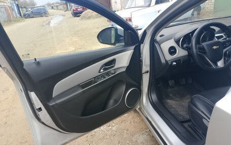 Chevrolet Cruze II, 2012 год, 525 000 рублей, 3 фотография