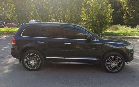 Volkswagen Touareg III, 2005 год, 560 000 рублей, 4 фотография