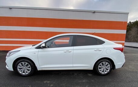 Hyundai Solaris II рестайлинг, 2018 год, 1 150 000 рублей, 2 фотография