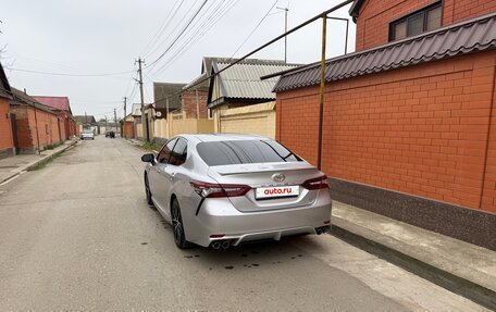 Toyota Camry, 2022 год, 3 750 000 рублей, 3 фотография