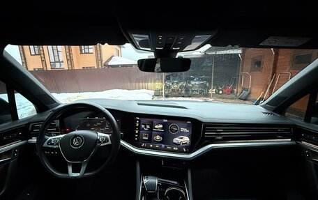 Volkswagen Touareg III, 2019 год, 6 200 000 рублей, 12 фотография