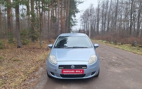 Fiat Punto III Punto Evo рестайлинг, 2007 год, 265 000 рублей, 3 фотография