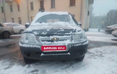 Chevrolet Niva I рестайлинг, 2013 год, 325 000 рублей, 2 фотография