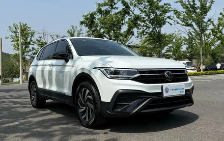 Volkswagen Tiguan II, 2022 год, 2 050 855 рублей, 3 фотография