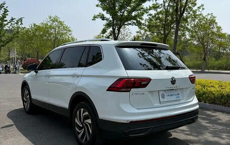 Volkswagen Tiguan II, 2022 год, 2 050 855 рублей, 4 фотография