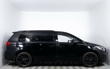 KIA Carnival III, 2018 год, 3 070 000 рублей, 4 фотография