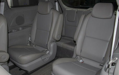 KIA Carnival III, 2018 год, 3 070 000 рублей, 12 фотография